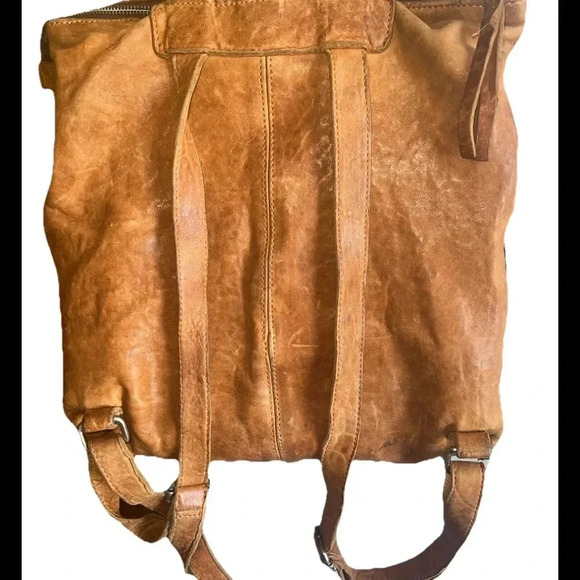 Brown Leather Women's Backpack - Picture 4 of 9